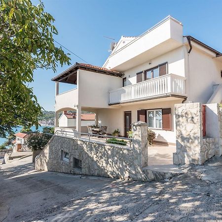 Apartments Snjezana Tisno Zewnętrze zdjęcie