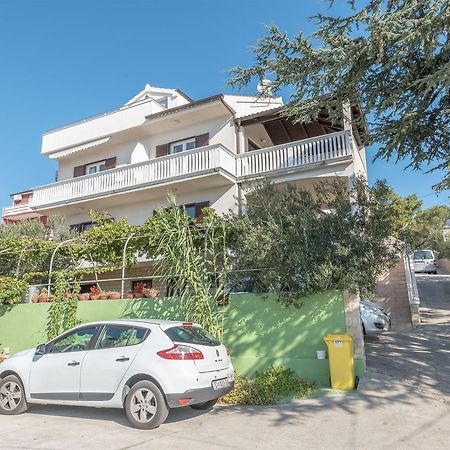 Apartments Snjezana Tisno Zewnętrze zdjęcie
