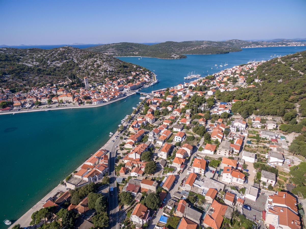 Apartments Snjezana Tisno Zewnętrze zdjęcie