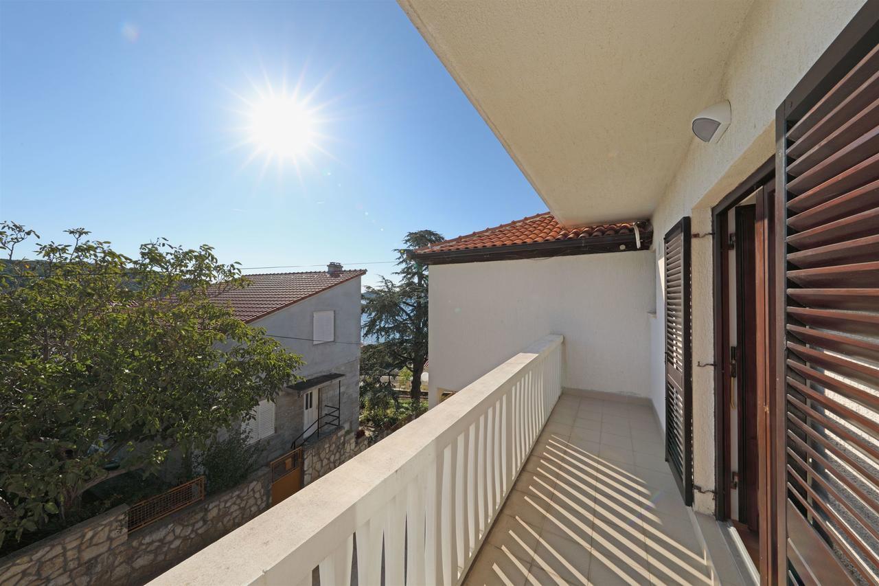 Apartments Snjezana Tisno Zewnętrze zdjęcie