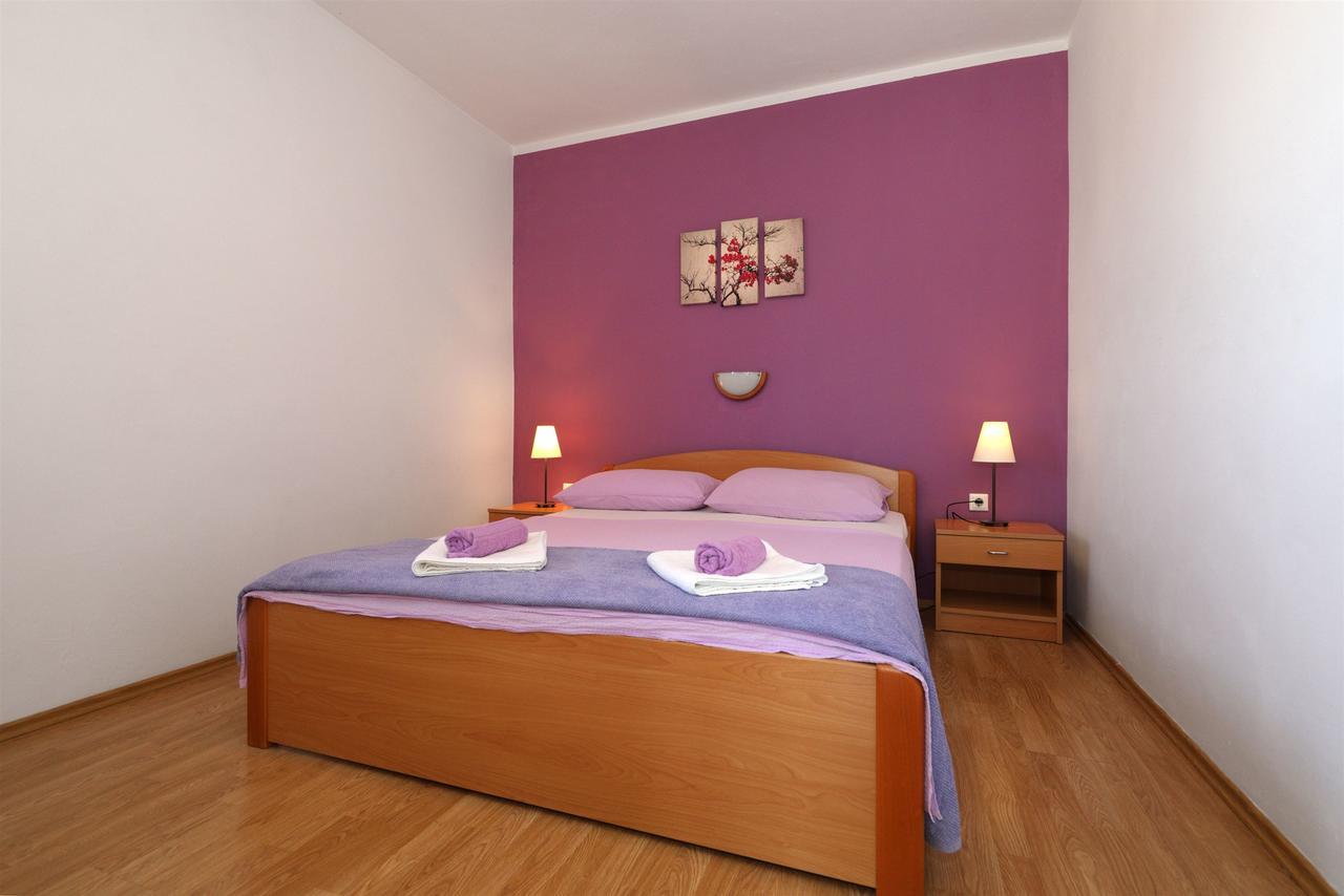 Apartments Snjezana Tisno Zewnętrze zdjęcie